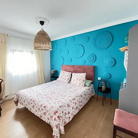 El Mundo De Frida Parking Y Terraza Conil De La Frontera