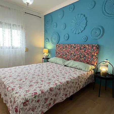 El Mundo De Frida Parking Y Terraza Conil De La Frontera