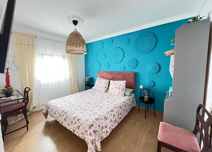 El Mundo De Frida Parking Y Terraza Conil De La Frontera